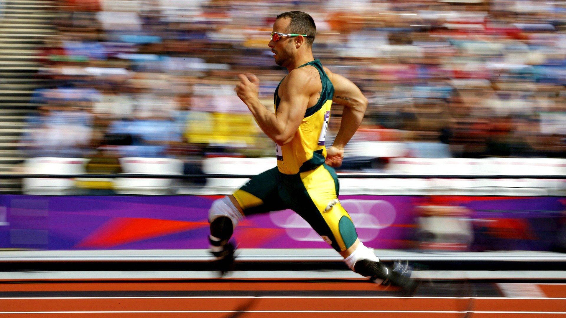 《读卖新闻》头版报道杭州亚运会开幕,关注日本代表团表现。,杭州亚运会新闻稿